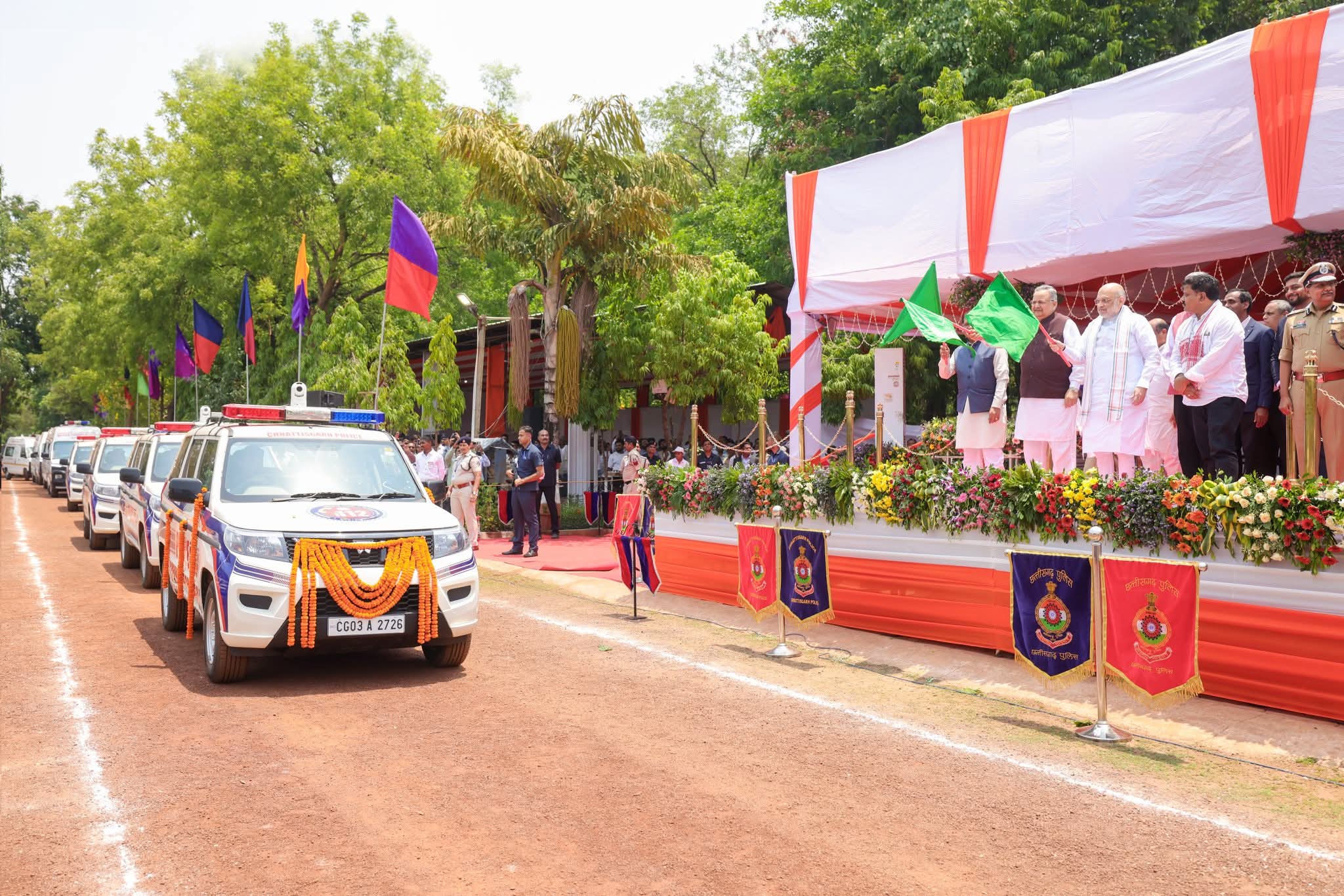 ब्रेकिंग : अब सभी 33 जिलों में डायल 112, AI से ट्रैक होगी लोकेशन, 493 नए वाहनों का काफिला रवाना
