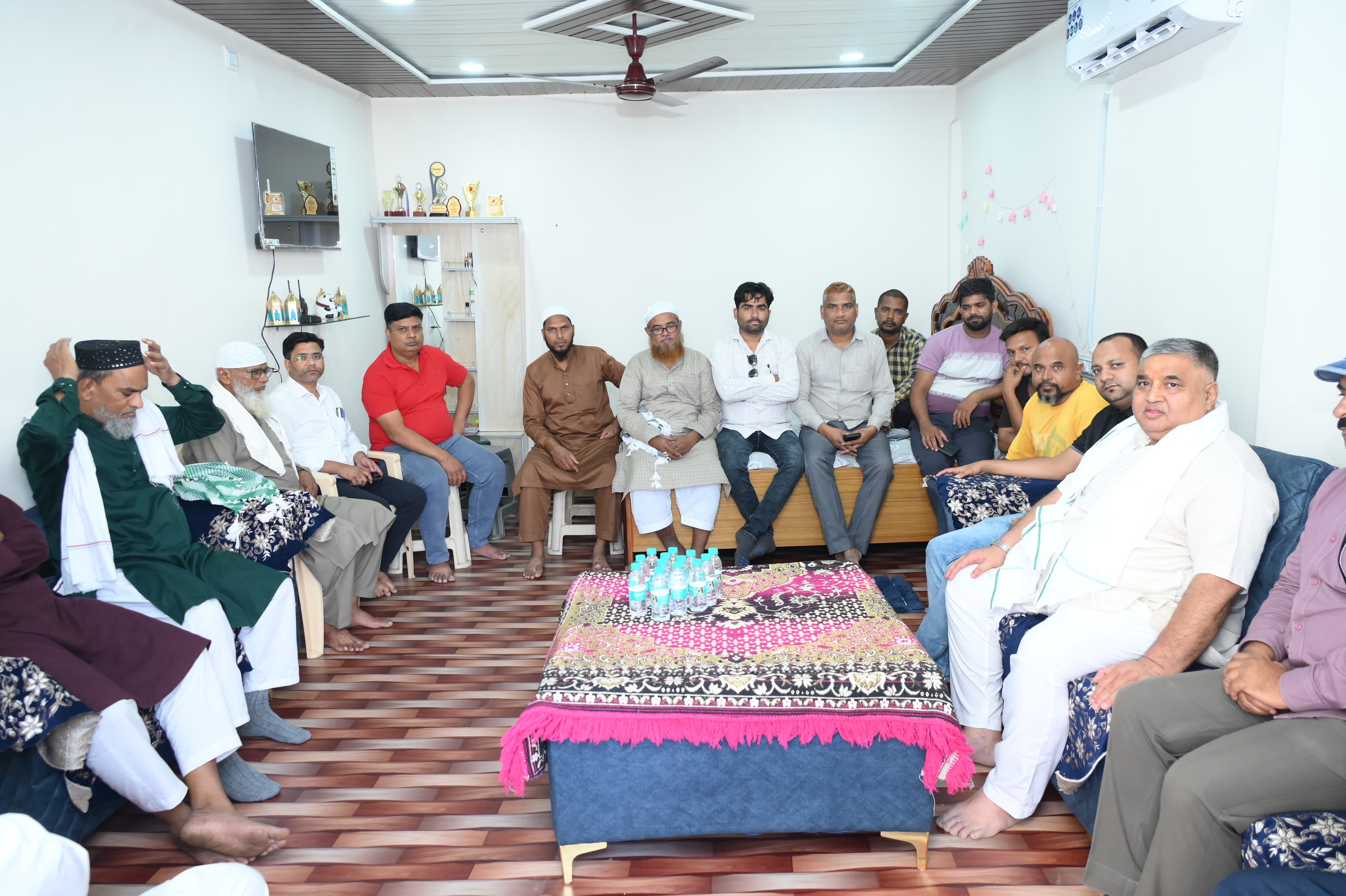 शिवनंदनपुर नगर पंचायत चुनाव में बड़ा उलटफेर: मुस्लिम समाज का भाजपा को खुला समर्थन, रितेश जायसवाल की राह हुई आसान