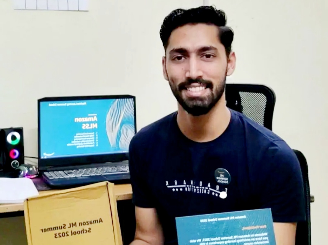 भिलाई के AI इंजीनियर का रेलवे ट्रैक पर मिला दो हिस्सों में शव; लिव-इन पार्टनर की हत्या कर खुदकुशी का शक, पिता बोले- बेटे को मिली थी धमकी