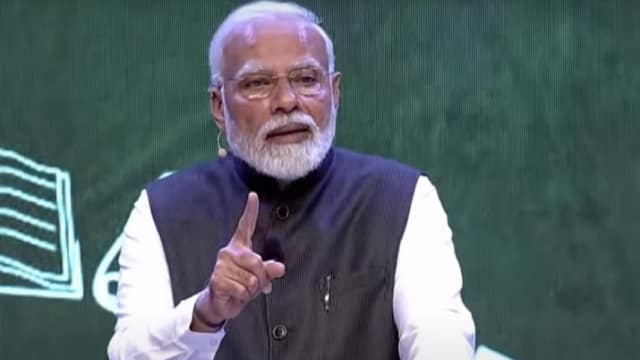 6 महीने, 13 देश और 74.5 करोड़ का बिल: 2026 में पीएम मोदी के विदेश दौरों का खर्च संसद में पेश; नॉर्वे यात्रा रही सबसे महंगी