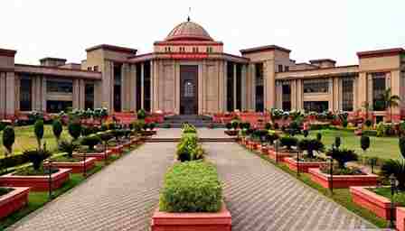 ब्रेकिंग : पुलिस थानों में लगे CCTV कैमरों को लेकर हाईकोर्ट से सख्त निर्देश, कहा - हर समय चालू रहे, कम से कम 18 महीने का हो बैकअप... 